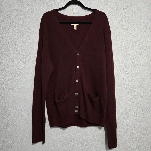 St. Johns Bay Womens Red V-Neck Button-Up Cardigan Sweater Size L Slouchy Goth - Picture 1 of 5